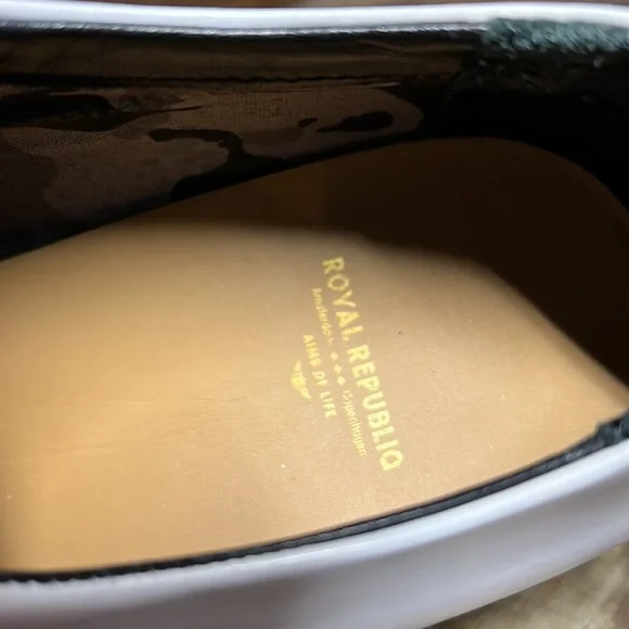 Royal RepubliQ White Dandy Derby Oxford Dress Shoes - Picture 11 of 16